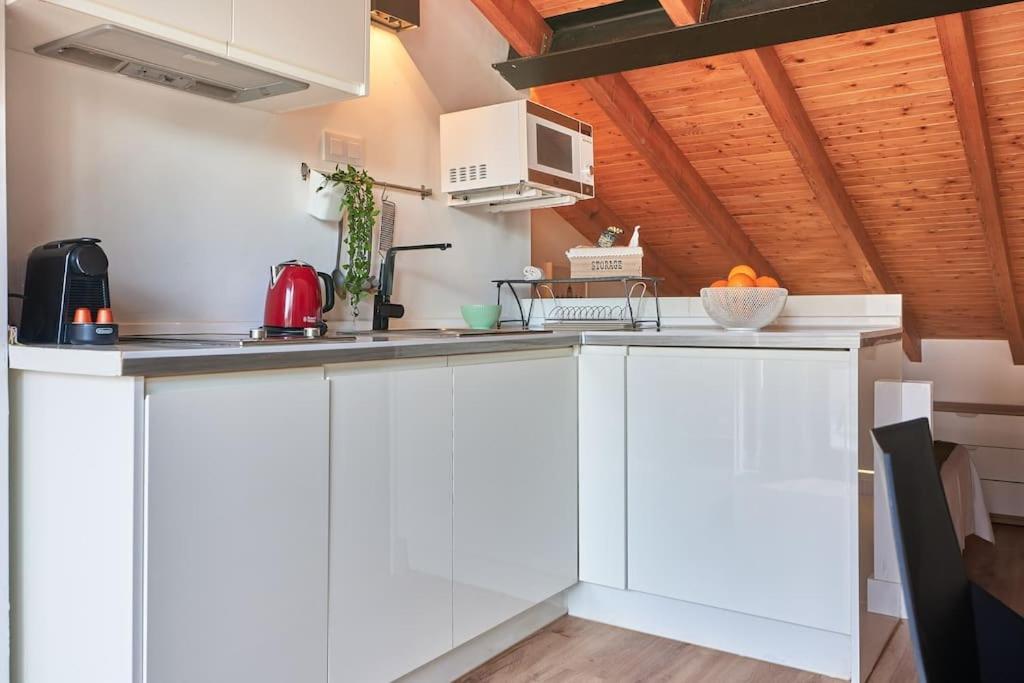 Appartement Sunny Cozy Penthouse With A Terrace At Plaza Del Carmen à Valence Extérieur photo